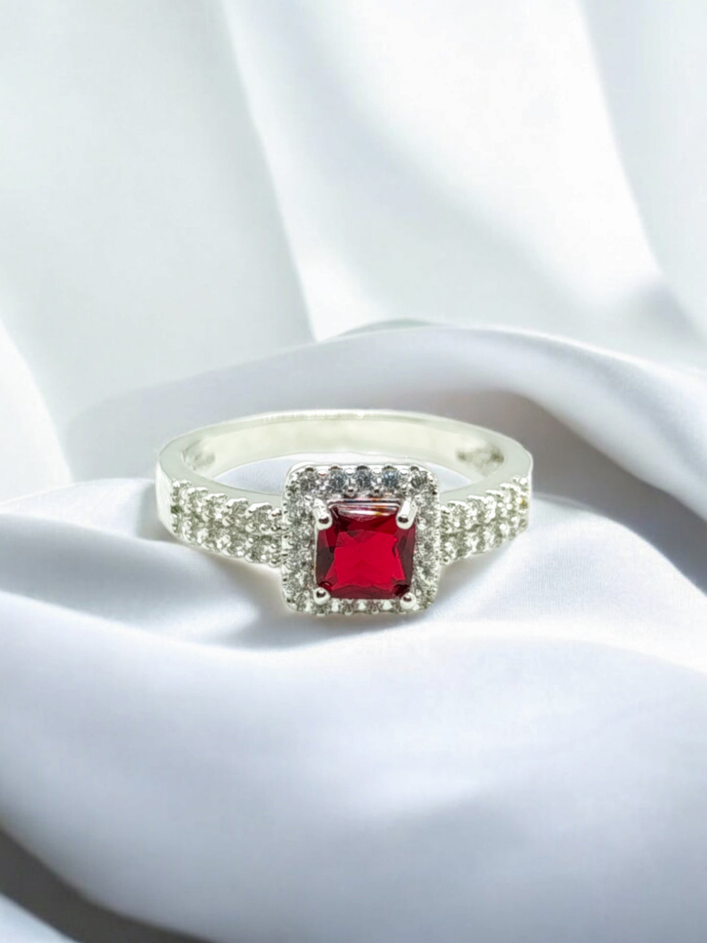 Royal Scarlet Radiance Ring