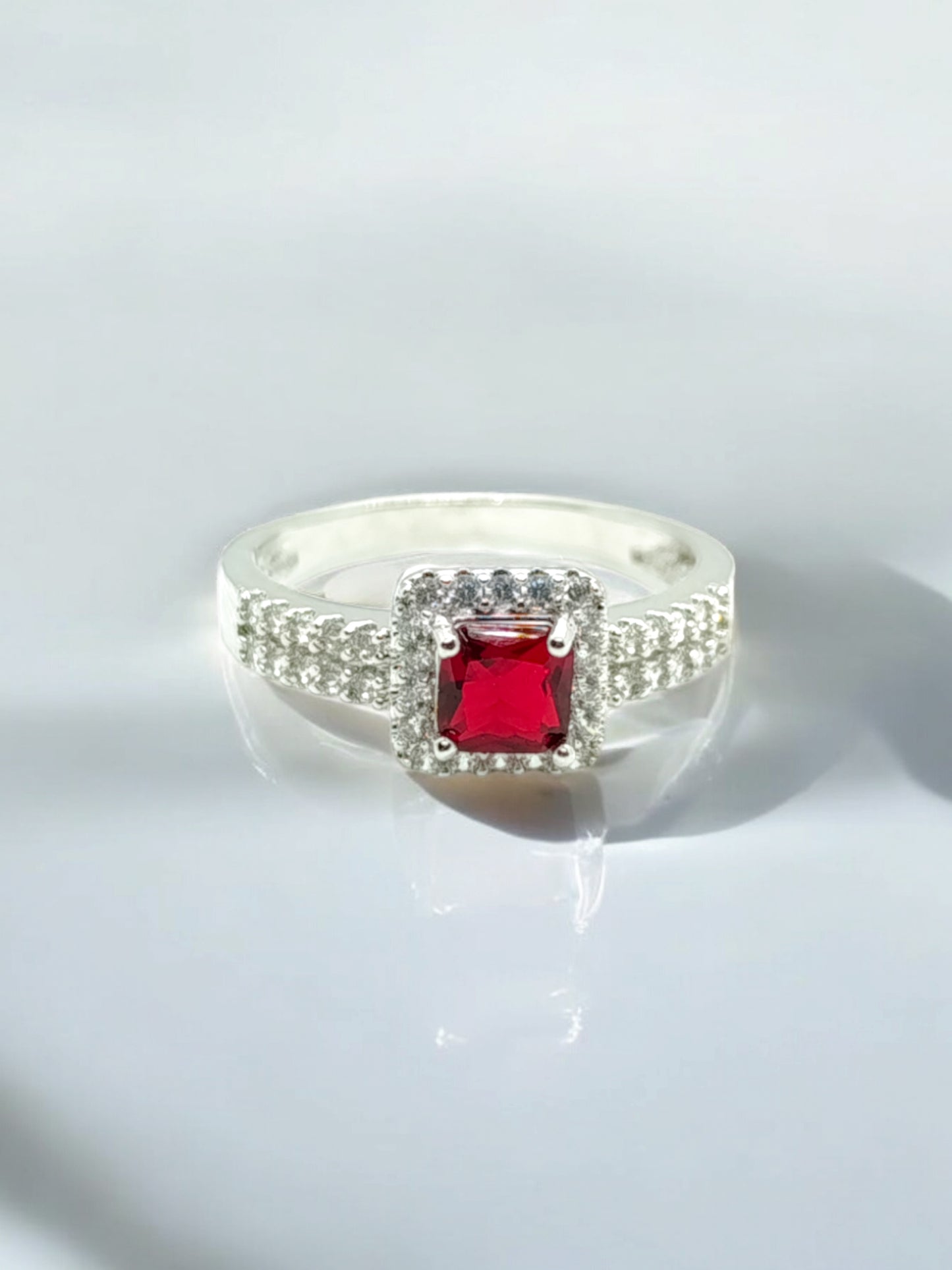 Royal Scarlet Radiance Ring