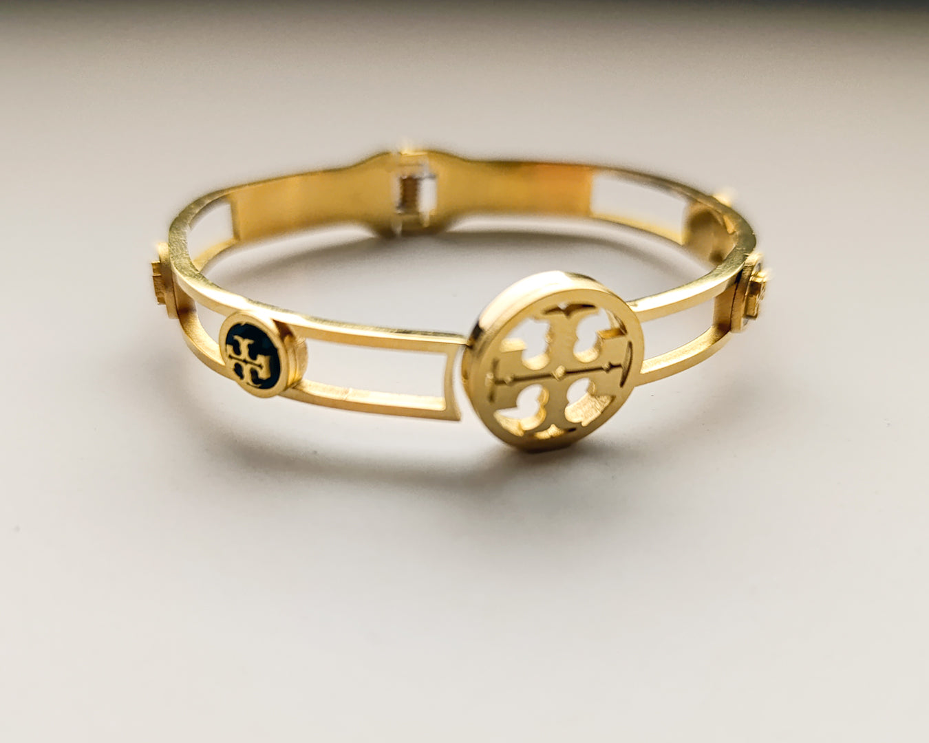 Tory Ankle Cuff